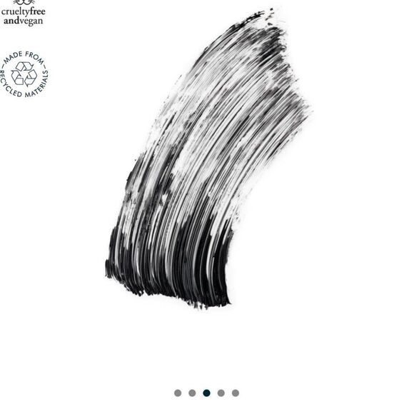 NIB Good Vibes Mascara & Lash Curler in Black - Trestique - Picture 2 of 12